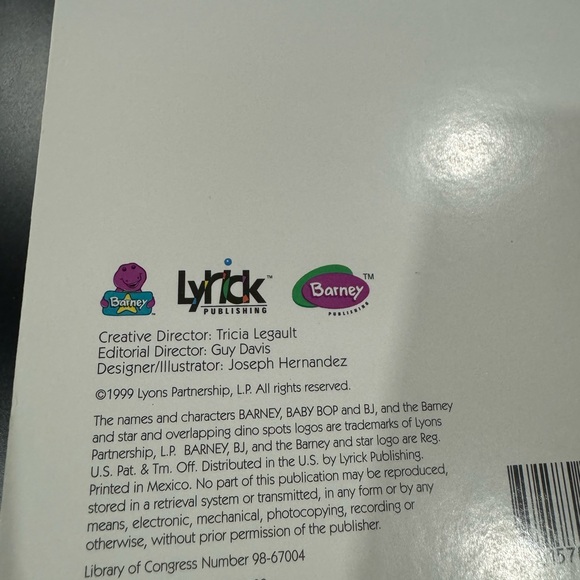 Barney’s In, Out and All Around - Vintage Children’s Board Book - Picture 4 of 7